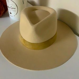 LACK OF COLOR THE MIRAGE IVORY WOOL FEDORA HAT NEW